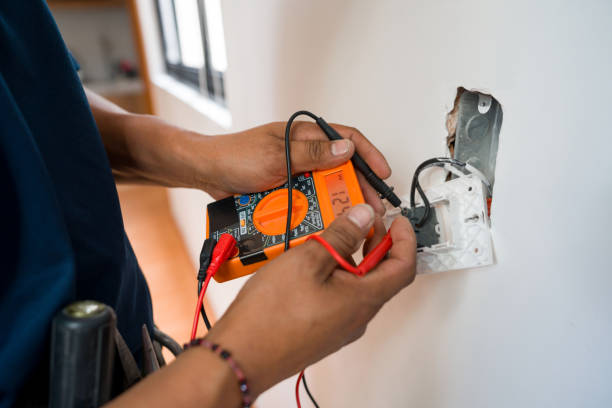 Best Local Electrician Companies  in Briarcliff, TX
